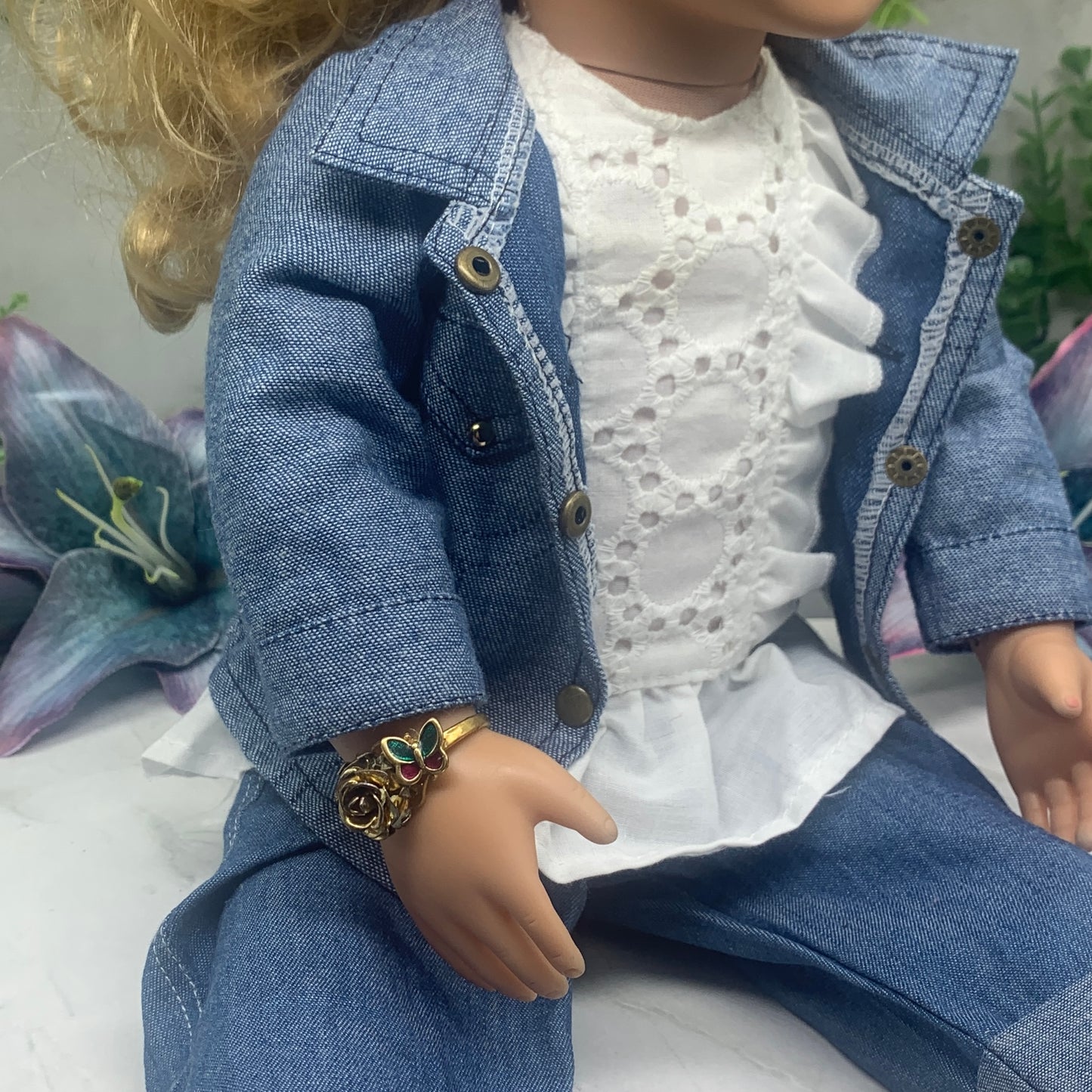 Gold Flower Rose Design Butterfly Bangle Doll Bracelet
• 18” Fashion Doll Jewelry