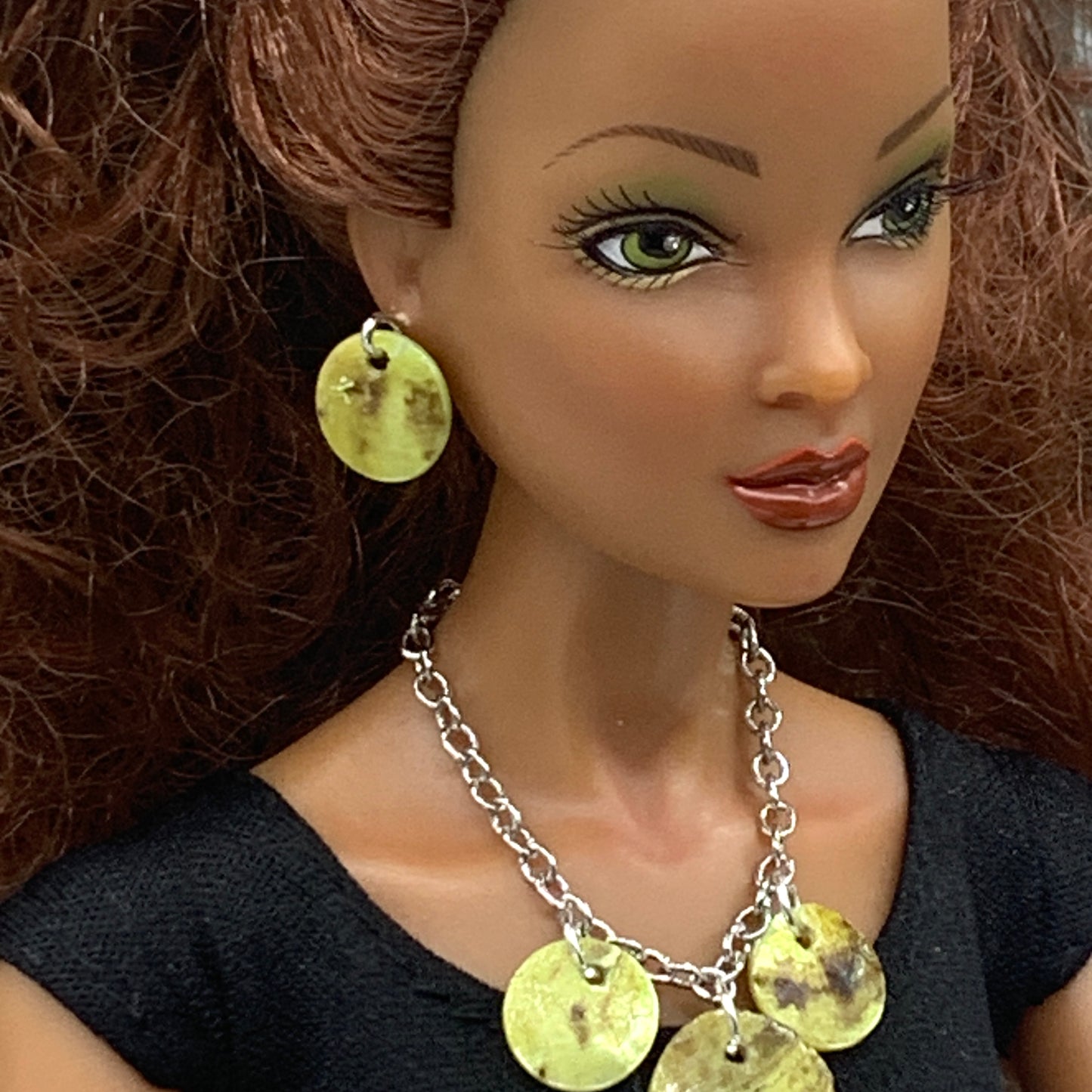 Green Shell Round Dangle Doll Necklace Matching Earring Set • 16” Doll Jewelry