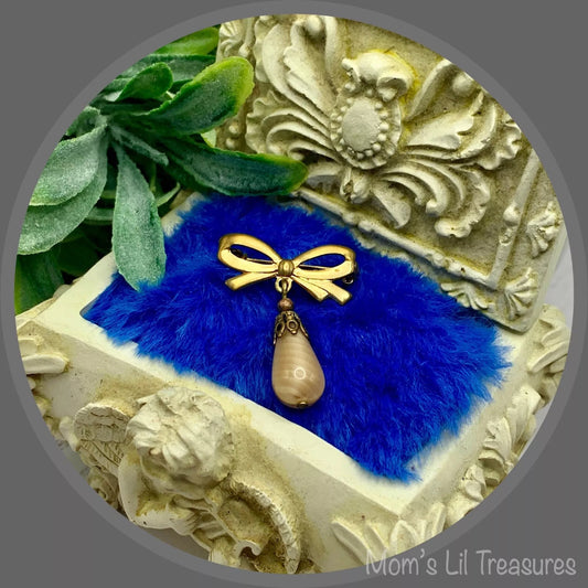 Tan Beige Glass Teardrop Pendant with Gold Tone Bow Pin • Doll Brooch
