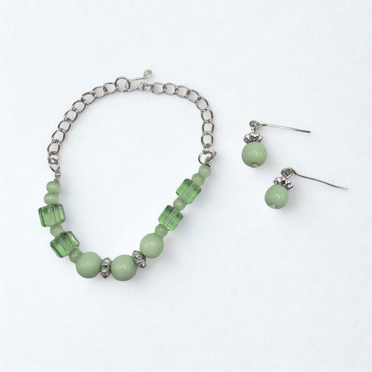 Light Green Glass Beaded Silver Chain Doll Necklace • 18 Inch Fashion Doll Jewelry