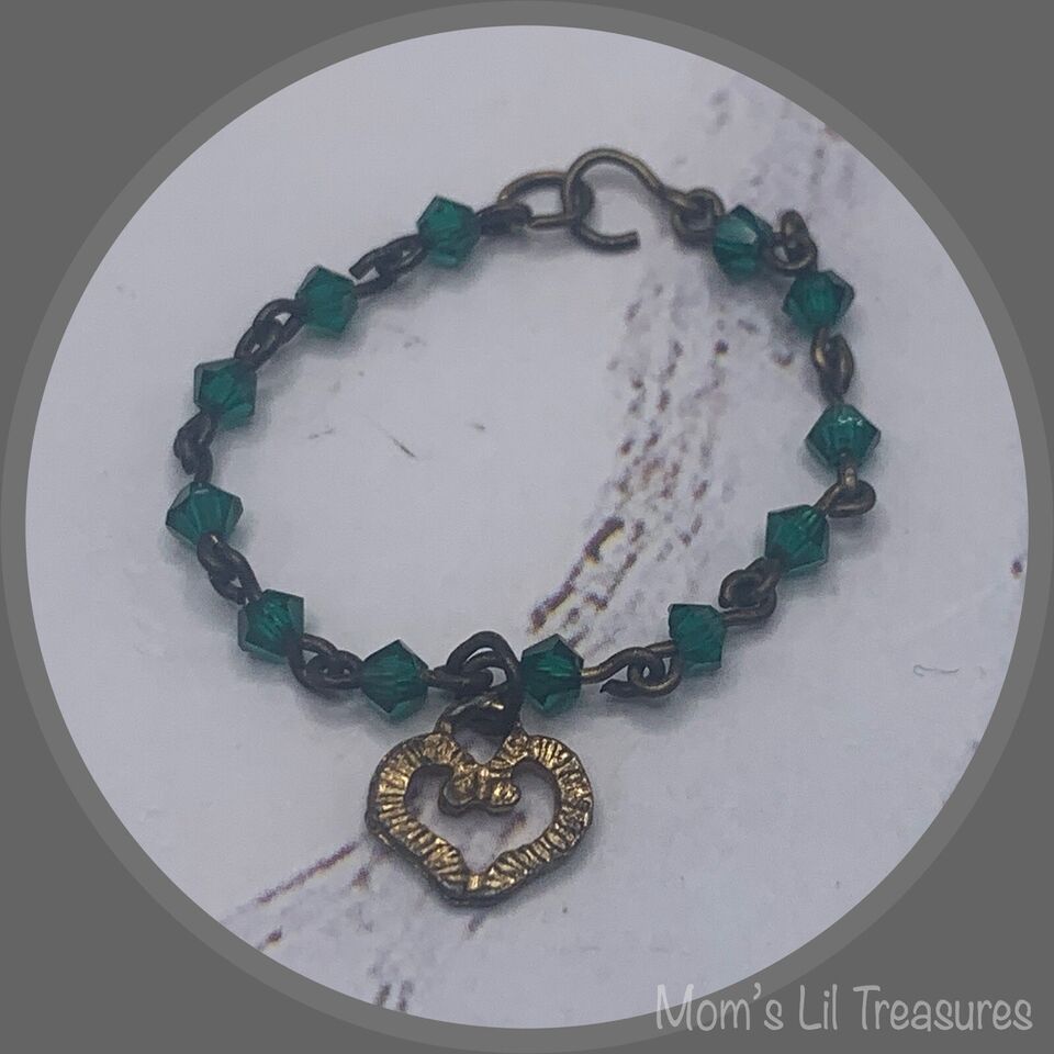 Green Bead Gold Heart Pendant Doll Necklace - RH • 10-12” Fashion Doll Jewelry