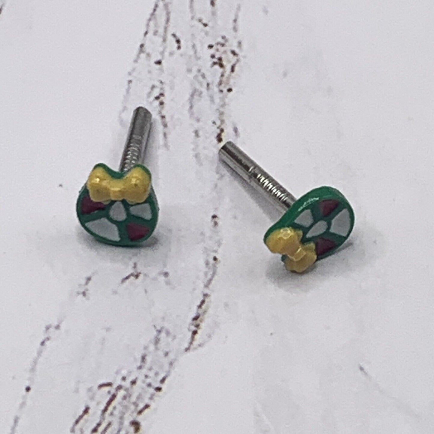 5490874