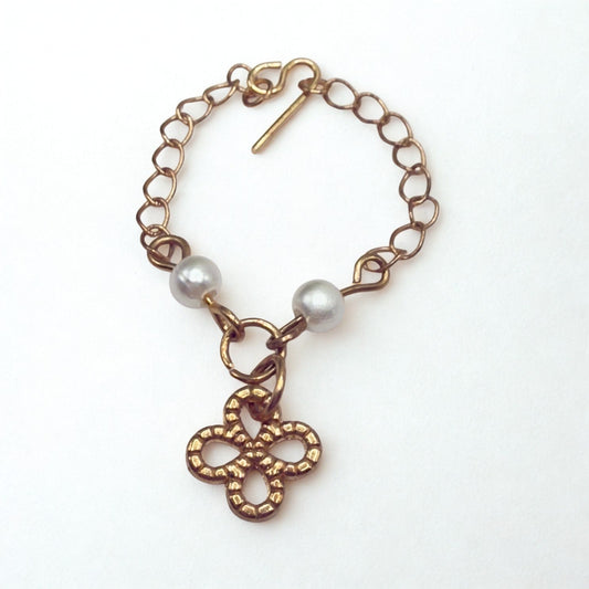 Clover Shape Pendant Pearl Accent Gold Chain Doll Necklace • 16 Inch Fashion Doll Jewelry