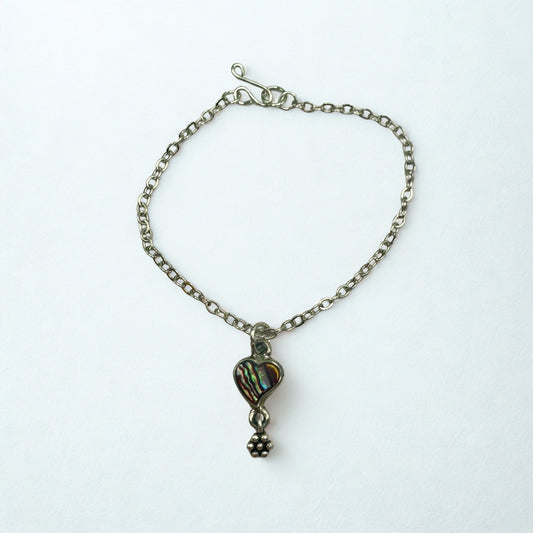 Silver & Green Tones Abalone Heart Doll Necklace
• 16 Inch Fashion Doll Jewelry