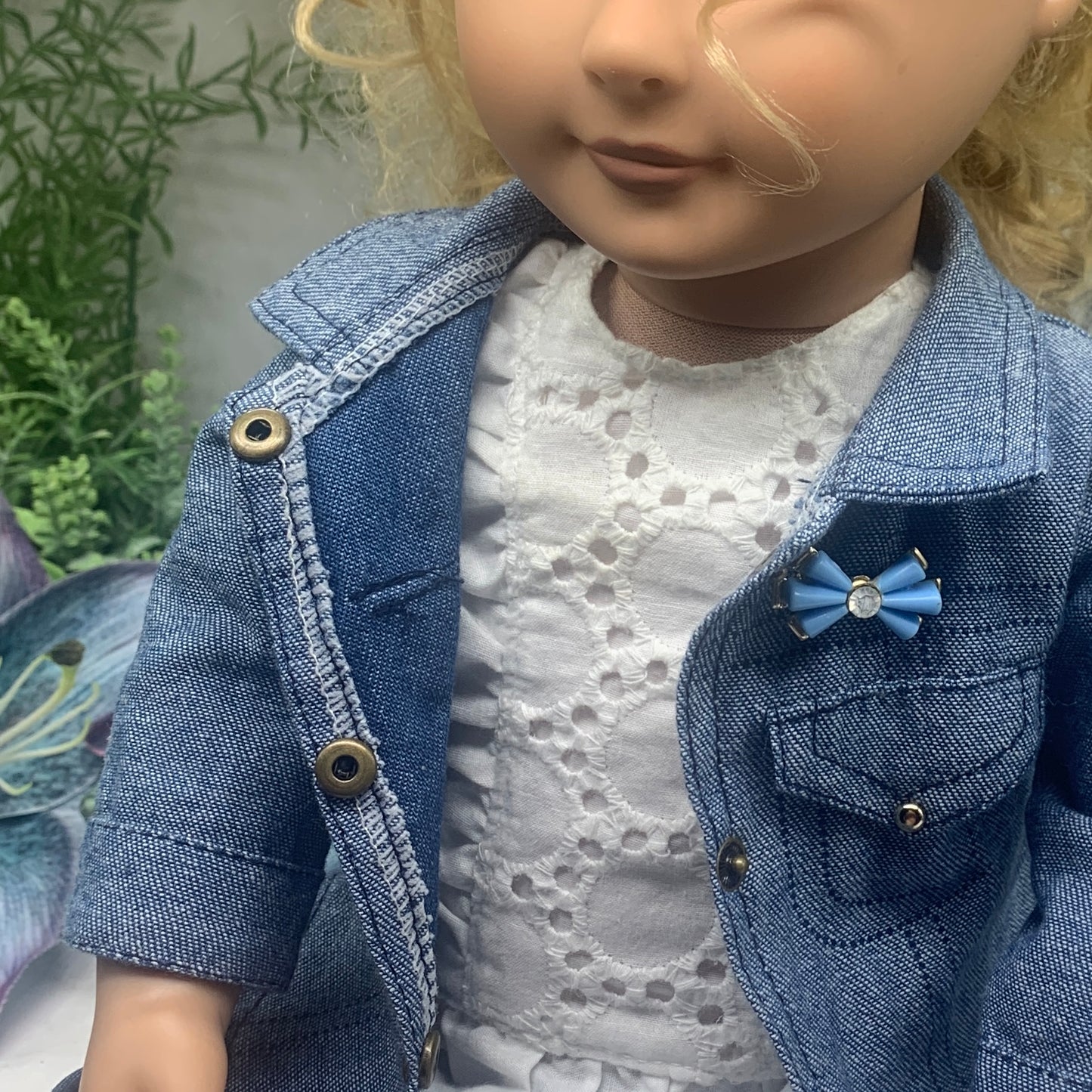Blue Bow Clear Rhinestone Accent Pin Doll Brooch