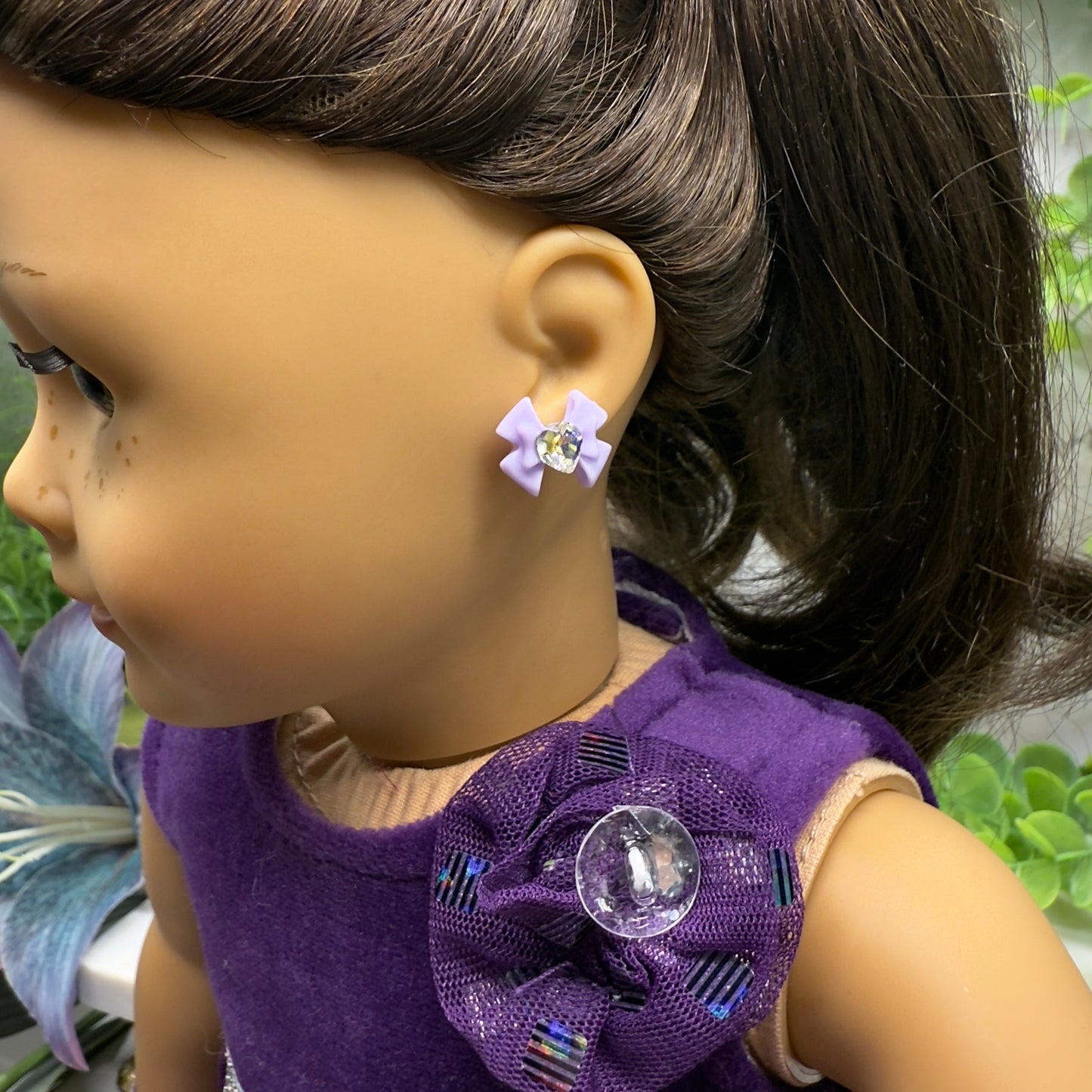 Purple Bow Rhinestone Heart Post Doll Earrings
•2mm Post fit 18 Inch Fashion Doll