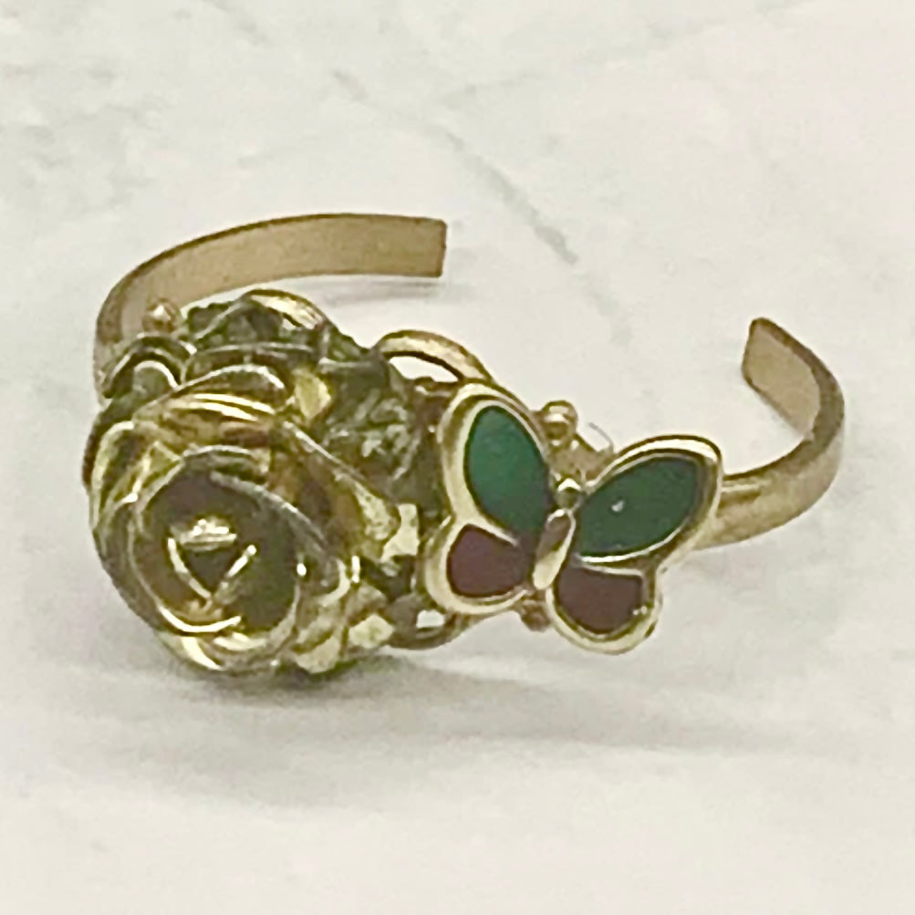 Gold Flower Rose Design Butterfly Bangle Doll Bracelet
• 18” Fashion Doll Jewelry