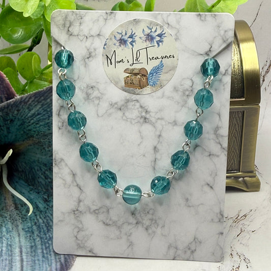 ✨Handmade Jewelry Designed to fit popular 17 to 20 cm (6 to 7 inch) Plushie Labubu Monster Dolls: add a stylish touch to your favorite plushie! ✨
Acrylic Faceted Crystal Turquoise Blue Beaded Link Necklace
