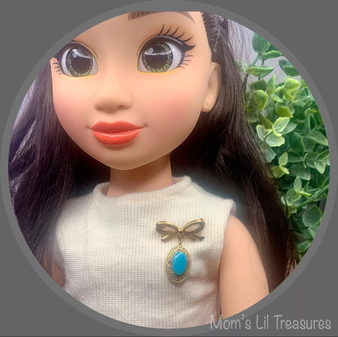 Gold Tone Turquoise Blue Pendant • Doll Brooch