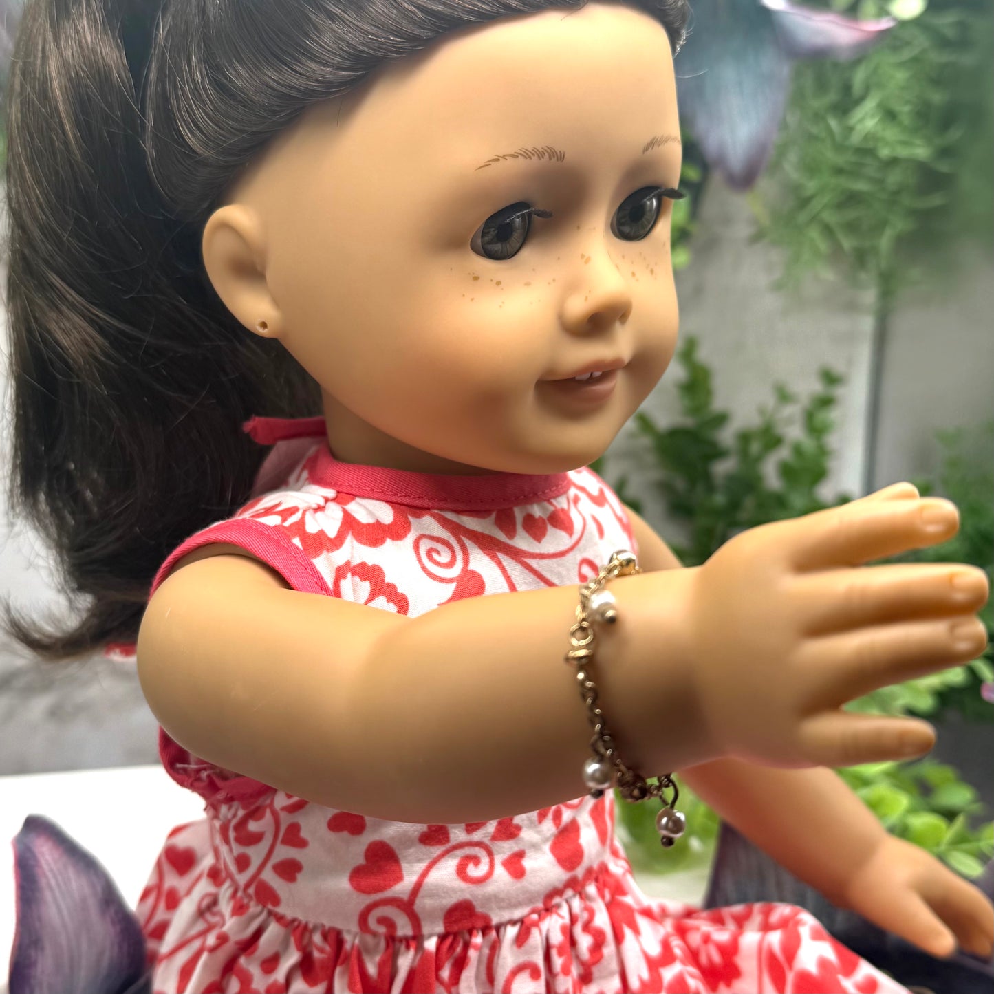Pearl Dangle Gold Chain Doll Bracelet
