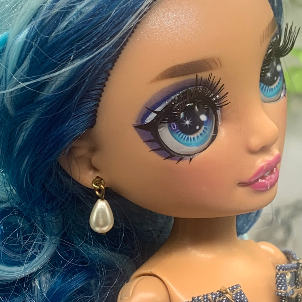 Teardrop Pearl Dangle Doll Earrings • 10-12” 1:6 Fashion Fashion Doll Jewelry