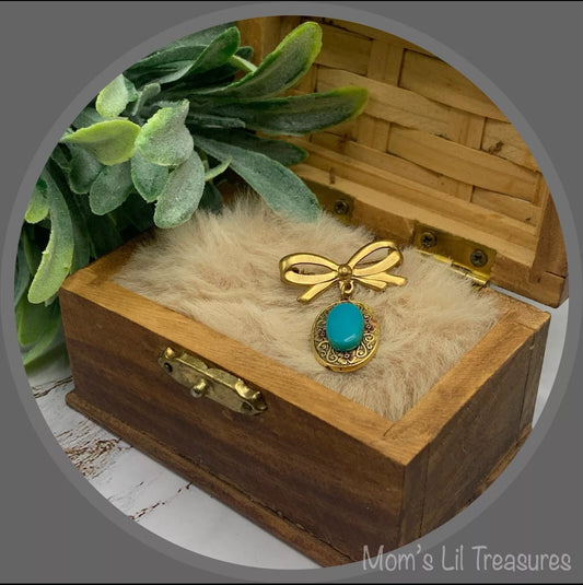 Gold Tone Turquoise Blue Pendant • Doll Brooch