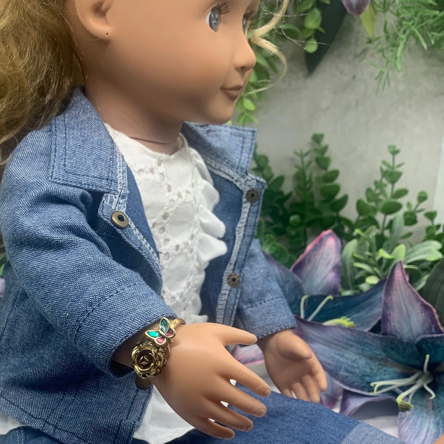 Gold Flower Rose Design Butterfly Bangle Doll Bracelet
• 18” Fashion Doll Jewelry