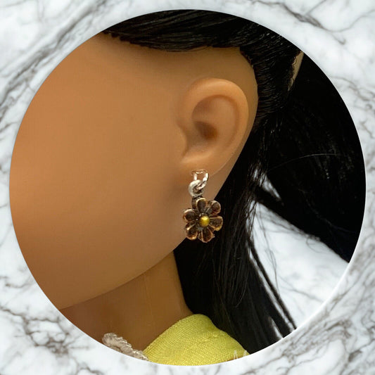 ✨ Handmade Doll Jewelry Designed to Fit popular 14 Inch Fashion Dolls: add a stylish touch to your favorite doll!✨
Small metal flower design brown gold enamel dangle doll earrings.