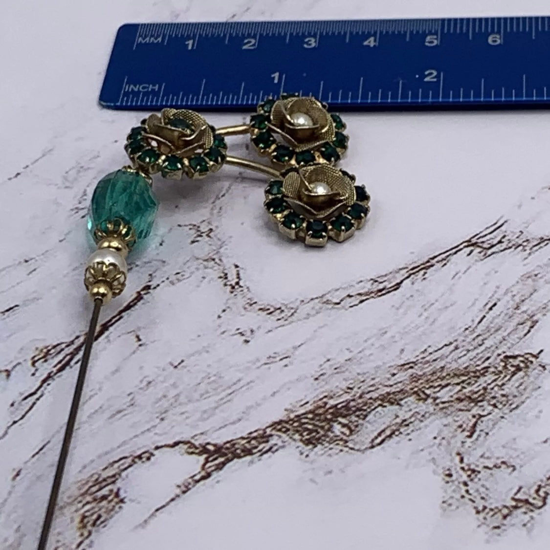 Green Glass Rhinestone Gold Tone Flower Design Pearl Accents - 9.25” • Hatpin