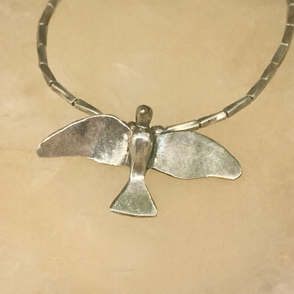 Silver Bird Pendant Wire Choker Necklace • 16 Inch Fashion Doll Jewelry