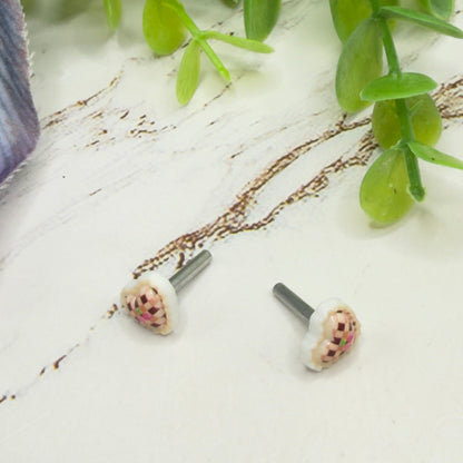 Pink Beige Lattice Design Heart Post Doll Earrings • 2mm Post for 18 Inch Fashion Doll