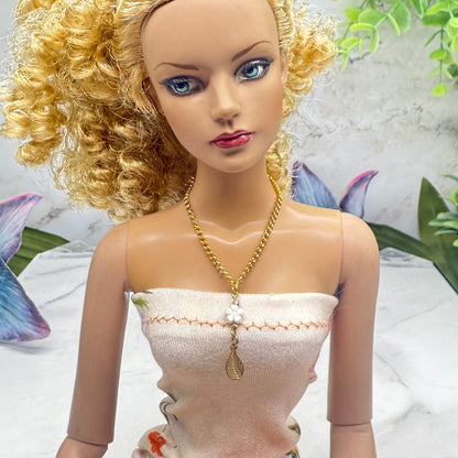 Gold Leaf Flower Pendant Doll Necklace • 16 Inch Fashion Doll Jewelry