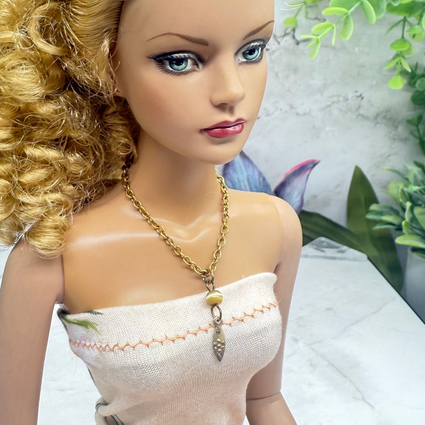Brown Glass Gold Pendant Doll Necklace • 16 Inch Fashion Doll Jewelry