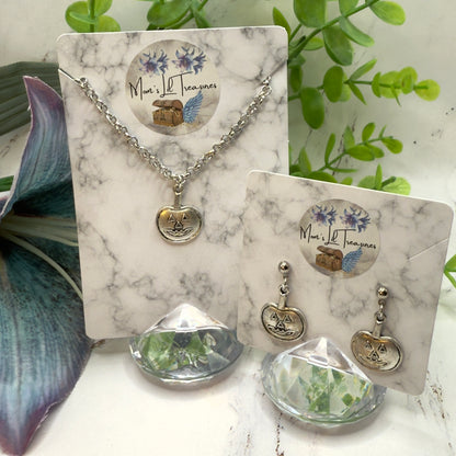 Silver Pumpkin Jack-O-Lantern Halloween Charm Doll Necklace and Earrings Set • 18 Inch Fashion Doll Jewelry