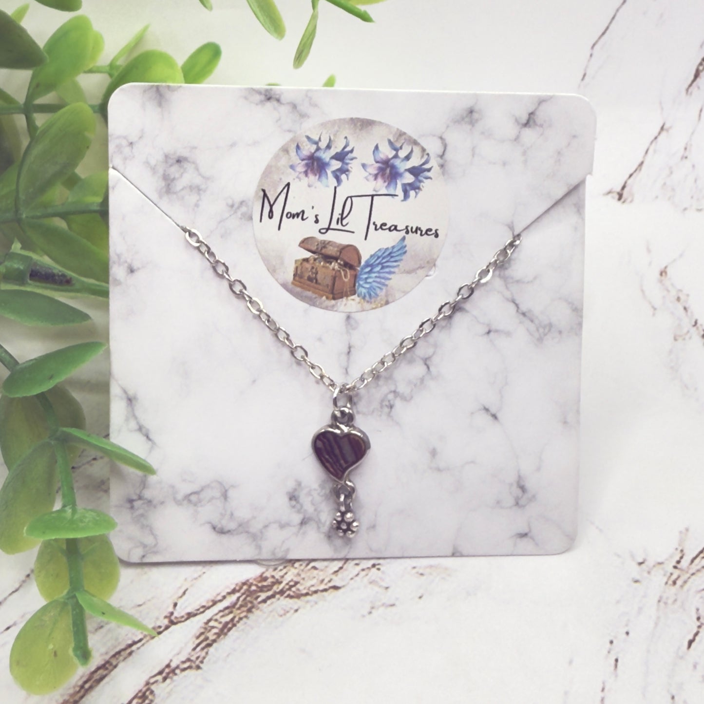 Silver & Green Tones Abalone Heart Doll Necklace
• 16 Inch Fashion Doll Jewelry