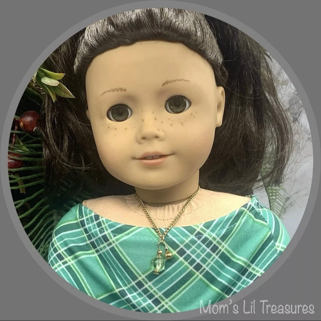 Green Perfume Bottle Look Pendant Doll Necklace • 18 inch Fashion Doll Jewelry