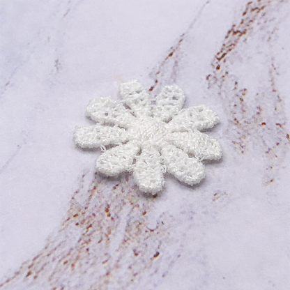 White Crochet Fabric Flower Shape Doilies Set Of Four • Dollhouse Decor Miniatures