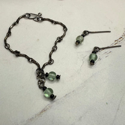 Light Green Glass Black Tone Chain Wrap Foll Necklace • 16 Inch Fashion Doll Jewelry