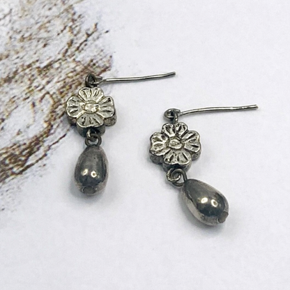 Silver Pewter Daisy Flower Teardrop Doll Earrings • 18 Inch Fashion Doll Jewelry