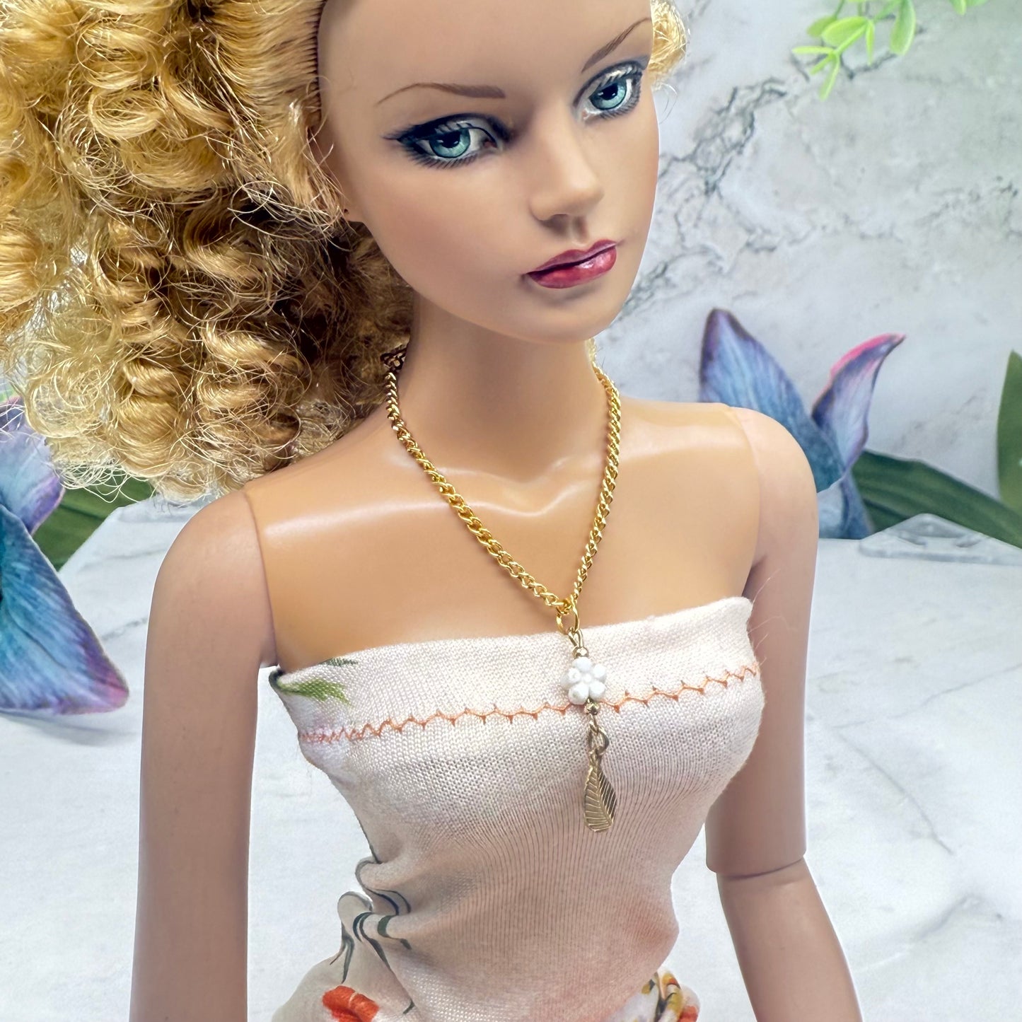 Gold Leaf Flower Pendant Doll Necklace • 16 Inch Fashion Doll Jewelry