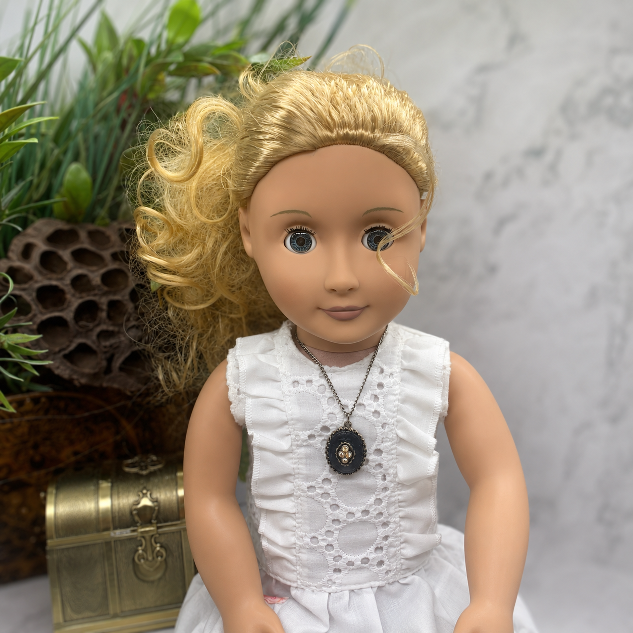 Oval Black Locket Rhinestone Detail Doll Necklace • 18 Inch Fashion Doll Jewelry