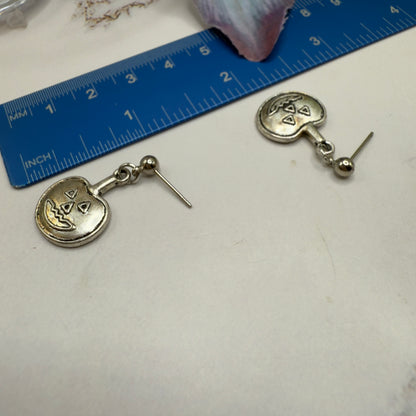 Silver Pumpkin Jack-O-Lantern Halloween Charm Doll Necklace and Earrings Set • 18 Inch Fashion Doll Jewelry