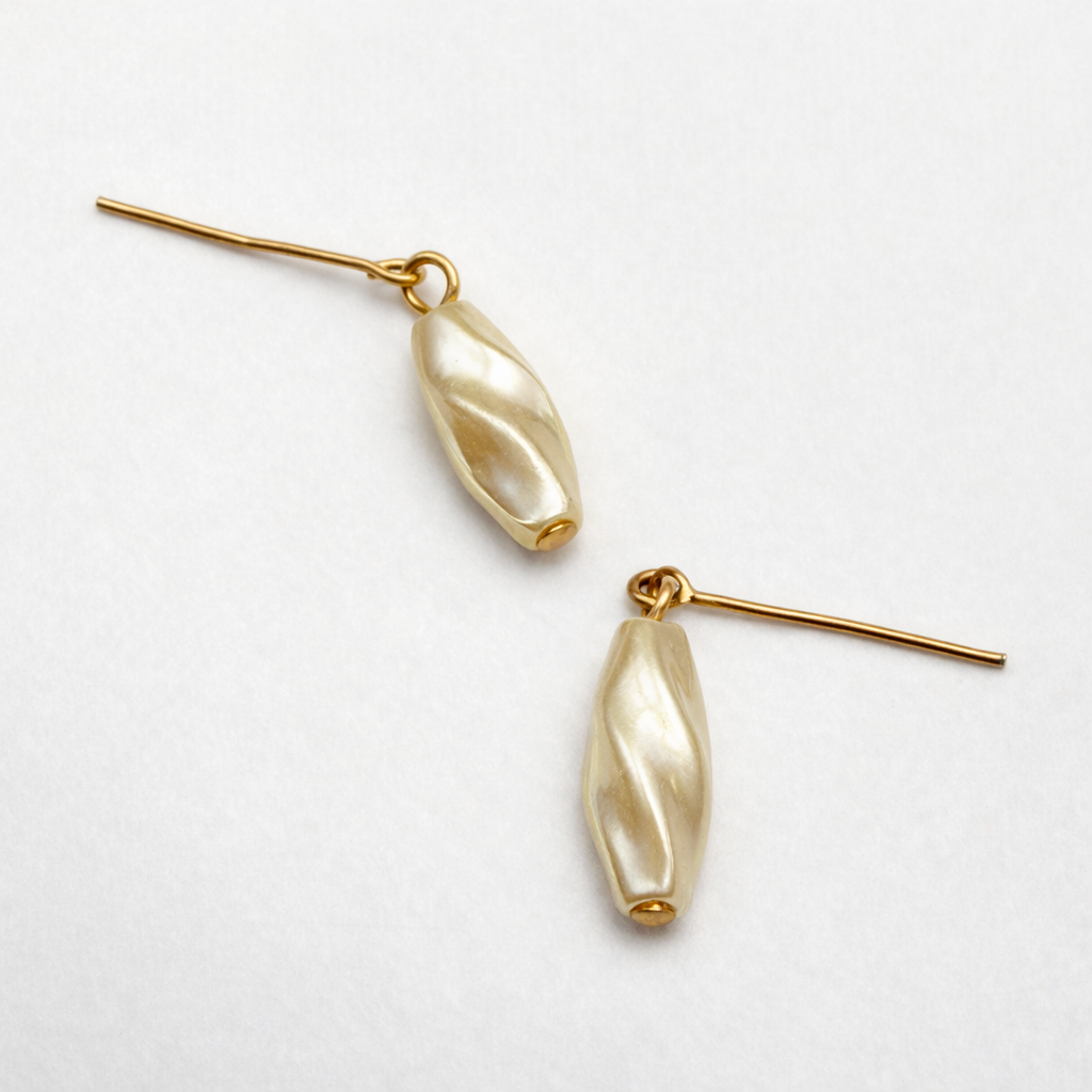 Wavy Elongated Pearl Drop Doll Earrings • 18 Inch Fashion Doll Jewelry