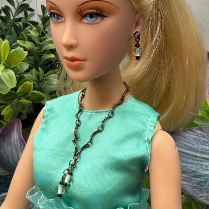 Light Green Glass Black Tone Chain Wrap Foll Necklace • 16 Inch Fashion Doll Jewelry