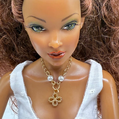 Clover Shape Pendant Pearl Accent Gold Chain Doll Necklace • 16 Inch Fashion Doll Jewelry