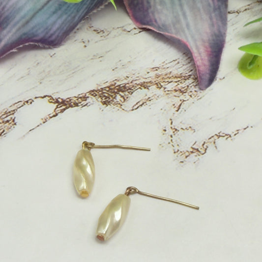 Wavy Elongated Pearl Drop Doll Earrings • 18 Inch Fashion Doll Jewelry