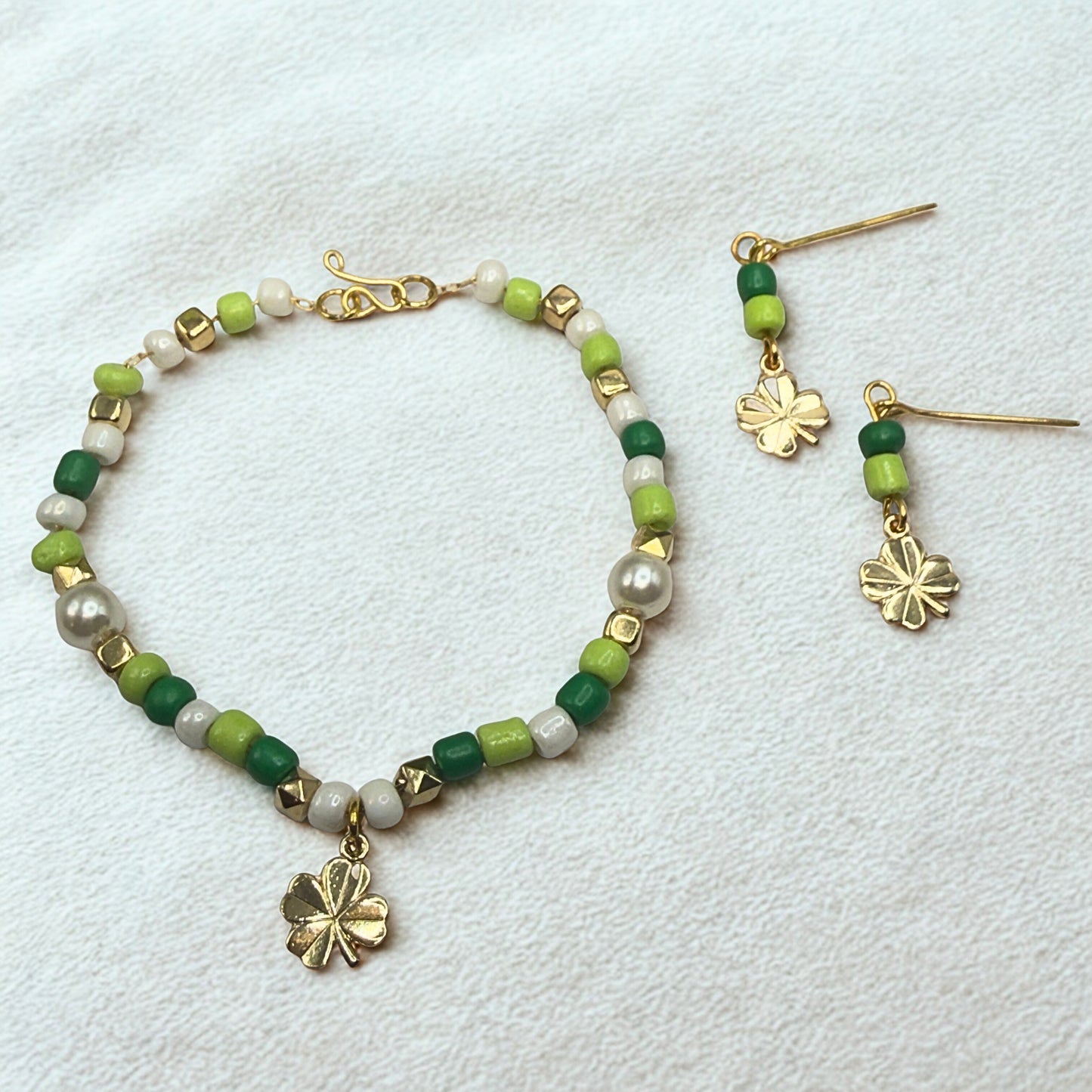 Green White Beaded Gold Shamrock Doll Necklace & Earrings Set • 18 Inch Fashion Doll Jewelry