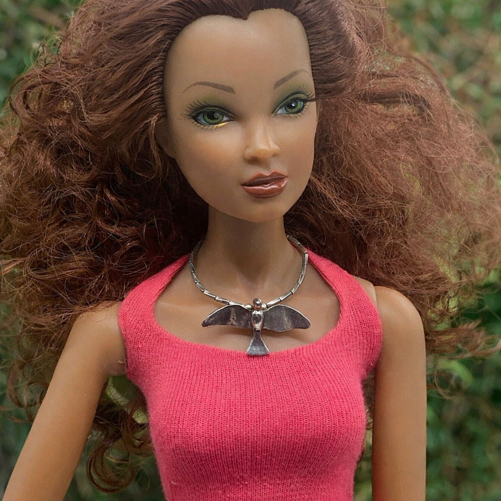 Silver Bird Pendant Wire Choker Necklace • 16 Inch Fashion Doll Jewelry
