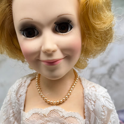 Peach Color Pearl Doll Necklace • 18-22 Inch Fashion Vintage Doll Jewelry