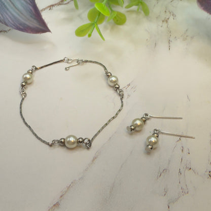 Silver Serpentine Chain w/ Pearl Doll Necklace & Earrings • 18 Inch Fashion Doll Jewelry