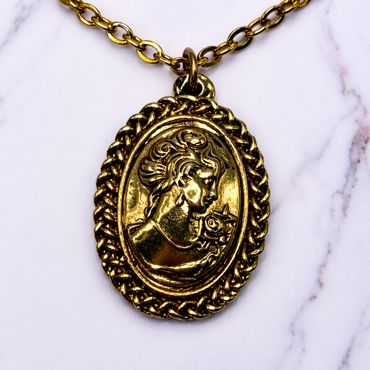 Gold Tone Cameo Pendant Doll Necklace • 18 Inch Fashion Doll Jewelry