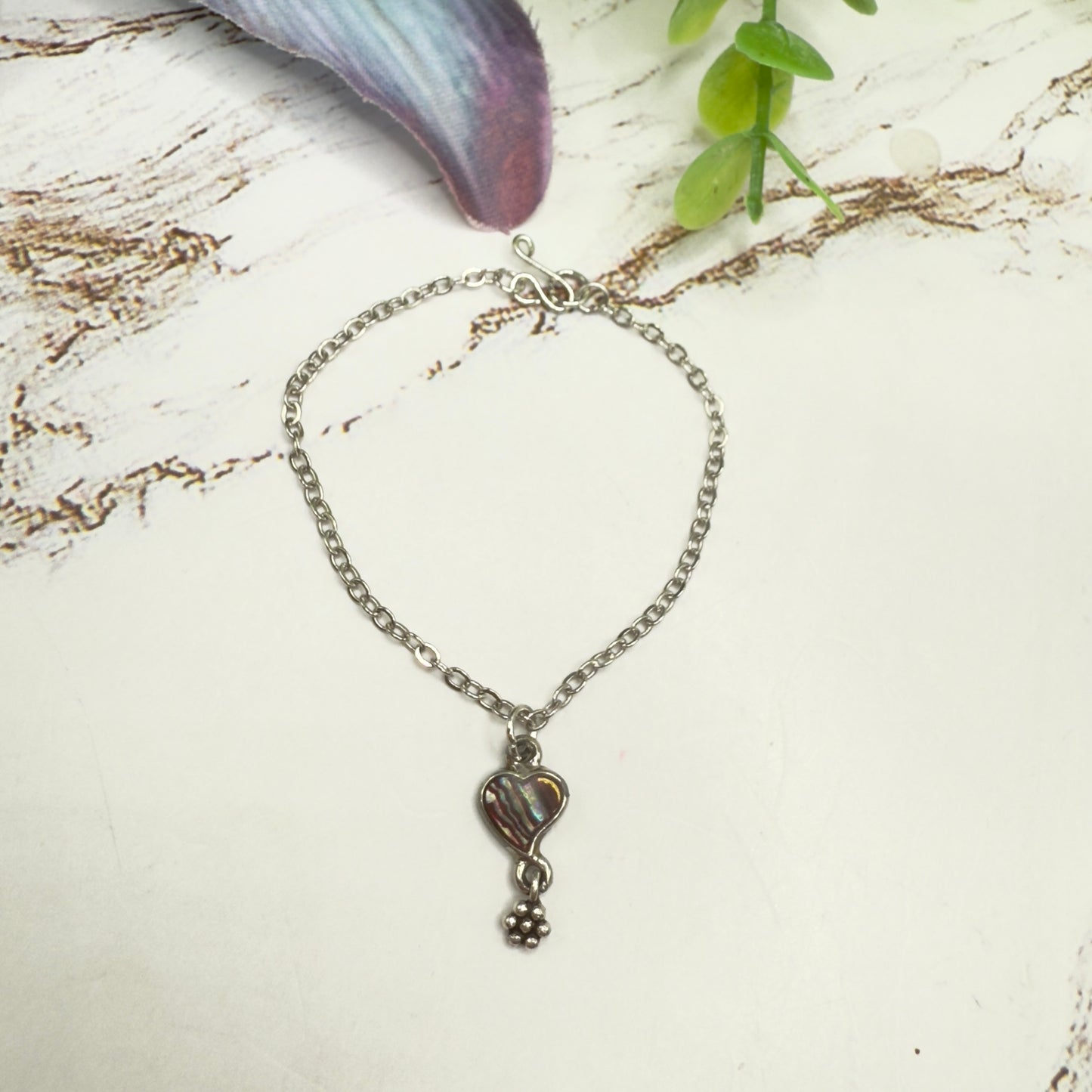 Silver & Green Tones Abalone Heart Doll Necklace
• 16 Inch Fashion Doll Jewelry