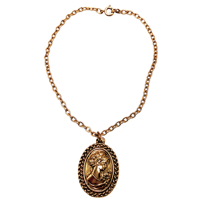 Gold Tone Cameo Pendant Doll Necklace • 18 Inch Fashion Doll Jewelry