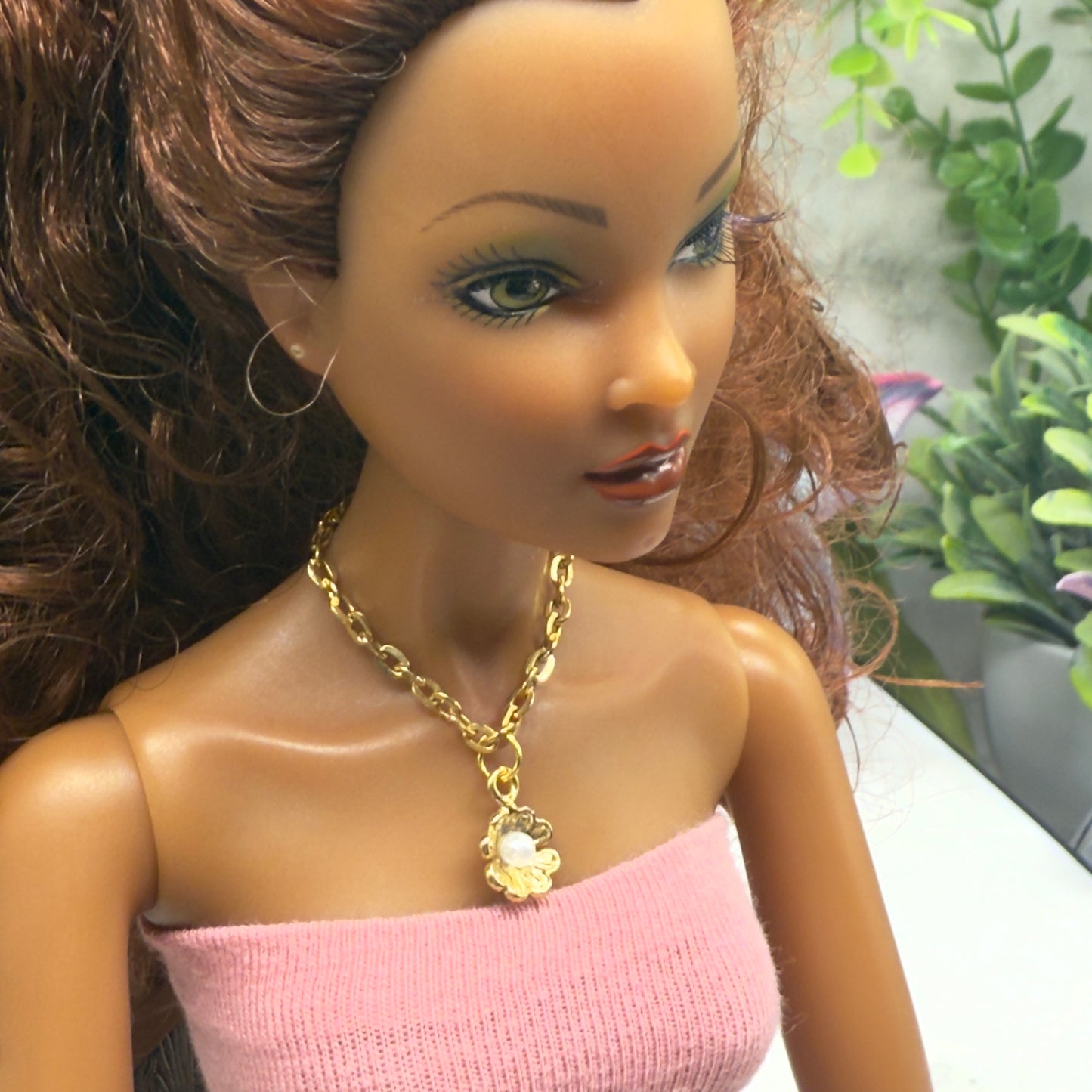 Flower Pearl Accent Pendant Gold Doll Necklace • 16 Inch Fashion Doll Jewelry