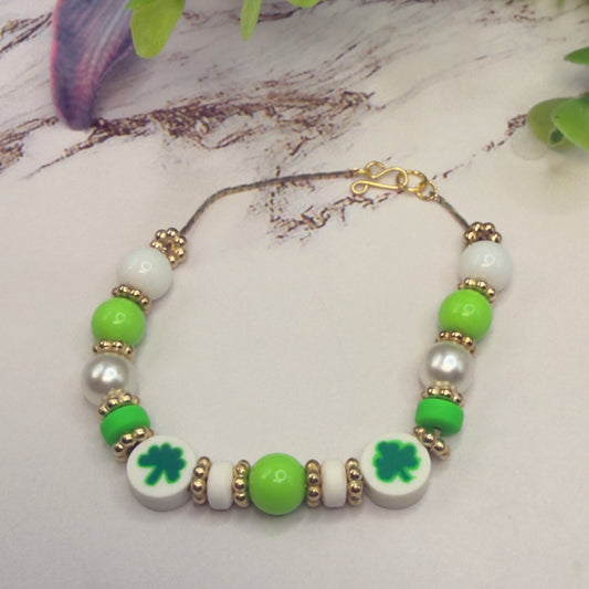 Green White Bubble Gum Beaded Four-Leaf Clover Doll Necklace • 18 Inch Fashion Doll Jewelry
