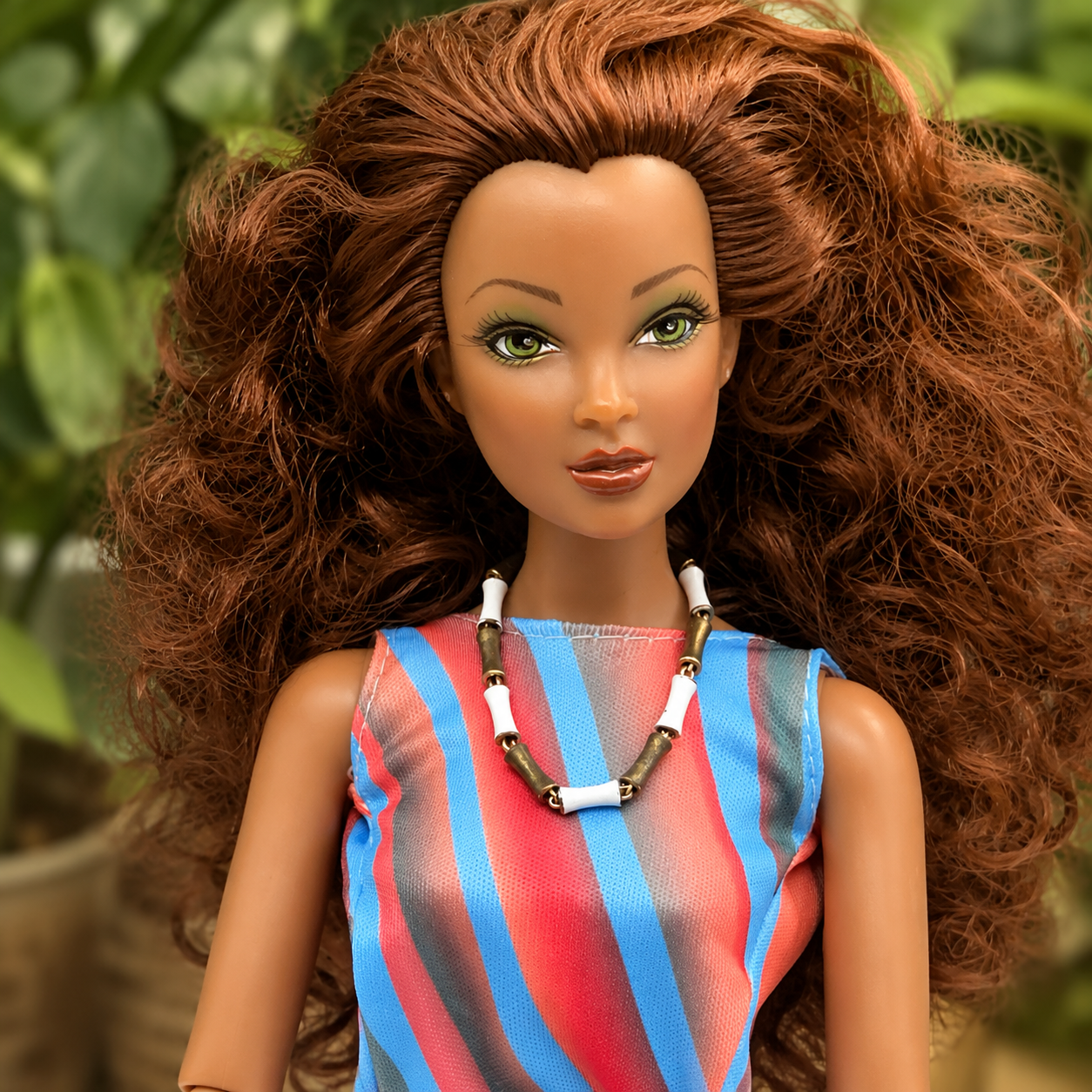 White & Brass Tone Metal Link Doll Necklace • 16 Inch Fashion Doll Jewelry