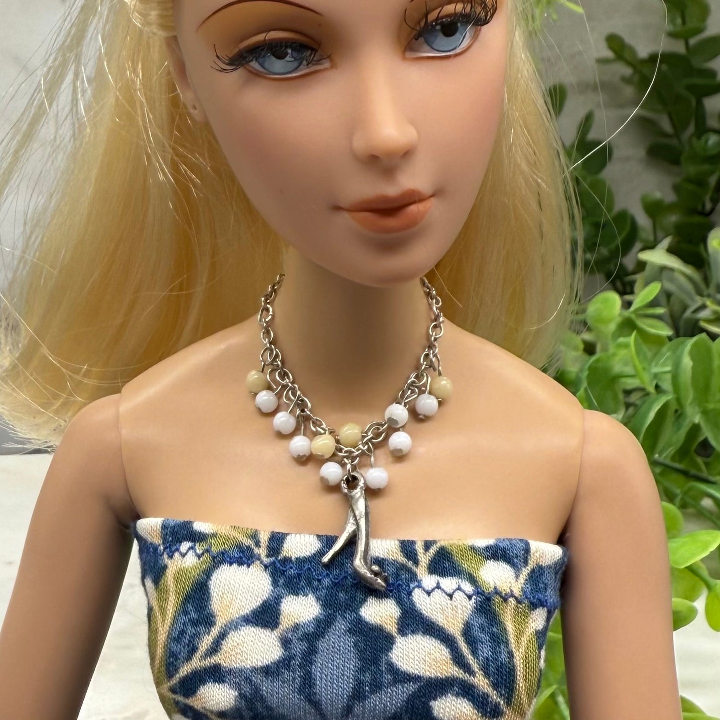 High Heel Pump Pendant Beaded Dangle Doll Necklace • 16 Inch Fashion Doll Jewelry