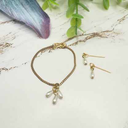 Teardrop Pearl Dangles Doll necklace & Earrings Set • 14 Inch Fashion Doll Jewelry