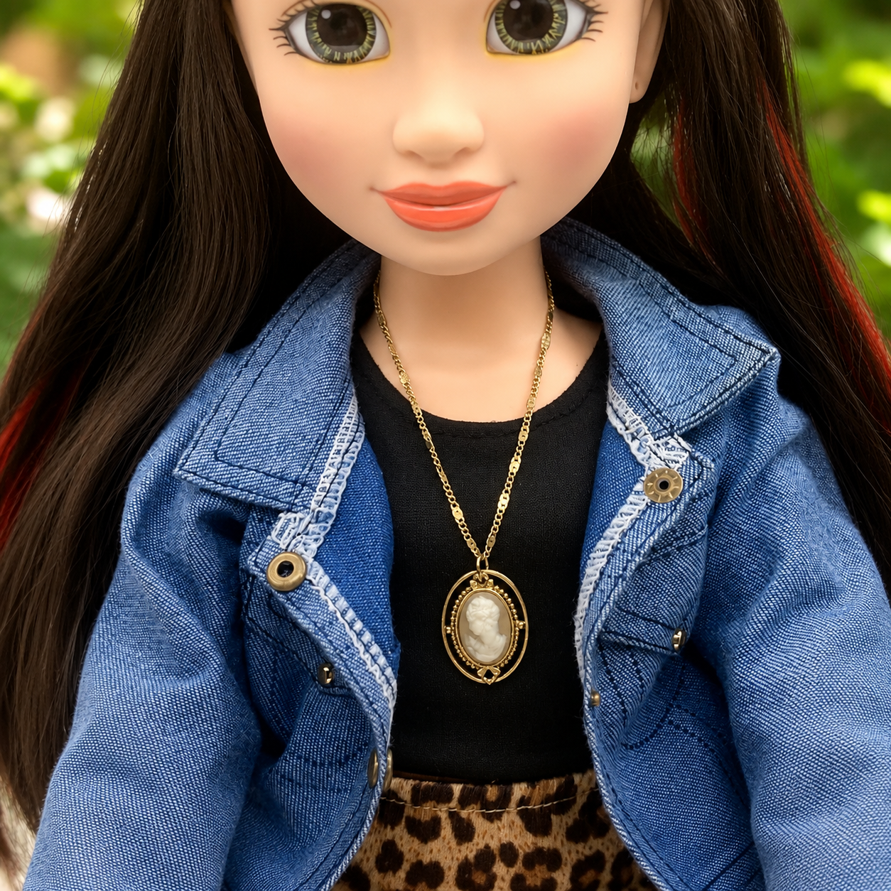 Tan Brown Cameo Gold Tone Doll Necklace • 18 Inch Doll Jewelry