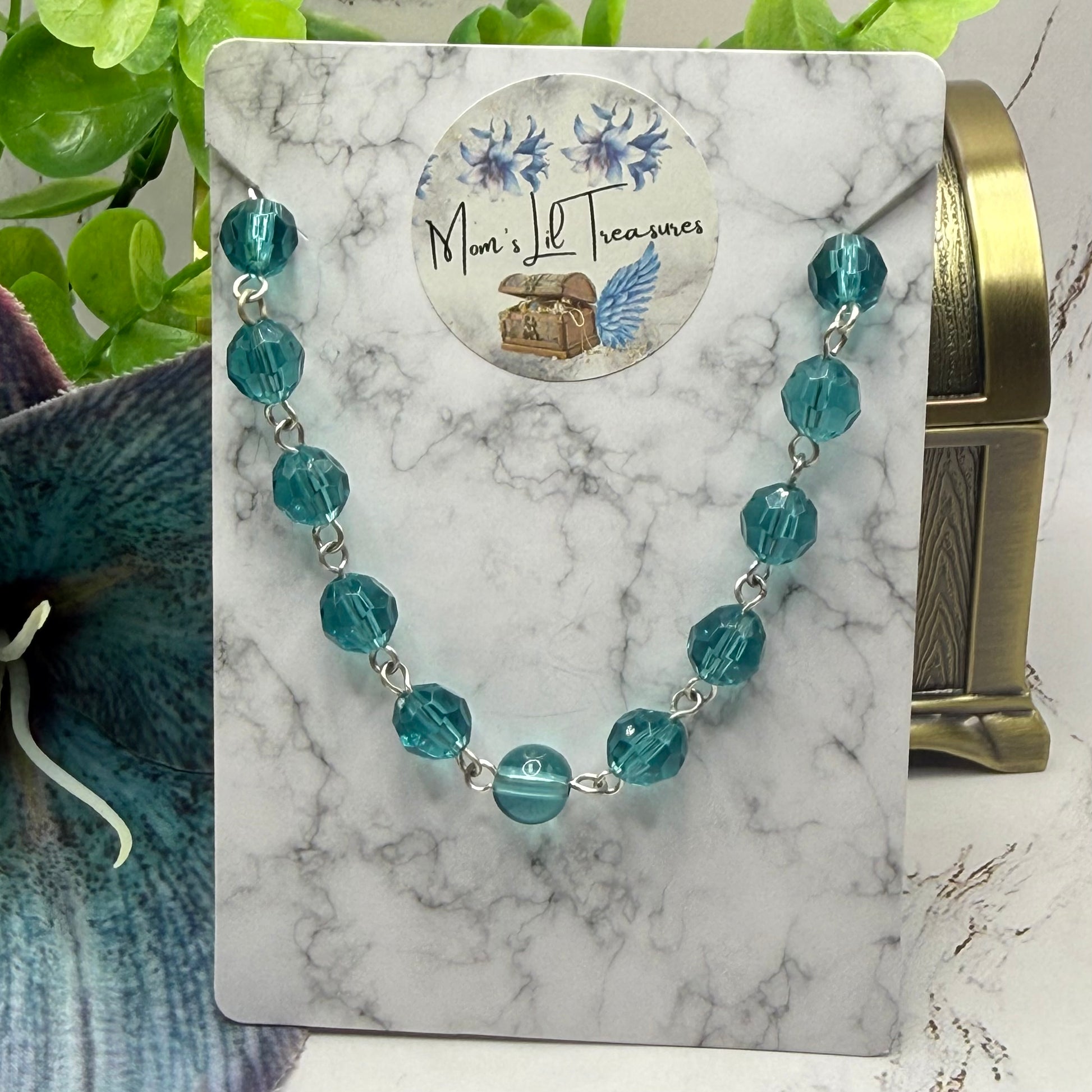 ✨Handmade Jewelry Designed to fit popular 17 to 20 cm (6 to 7 inch) Plushie Labubu Monster Dolls: add a stylish touch to your favorite plushie! ✨

Acrylic Faceted Crystal Turquoise Blue Beaded Link Necklace